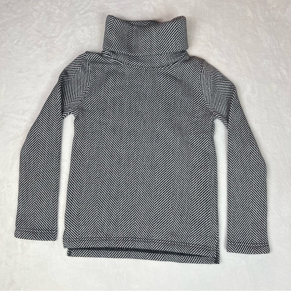 J. Crew XXS  Long Sleeve Funnelneck Pullover Black White Herringbone Turtleneck - Picture 2 of 7